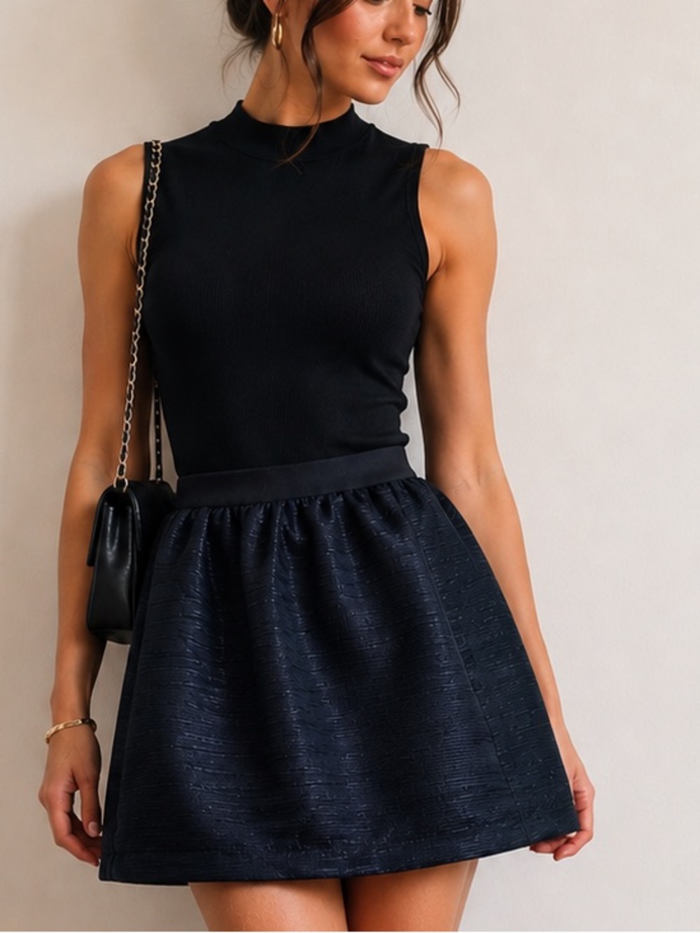 Wilfred Aritzia Textured Silk Trim Mini Skirt Size 4